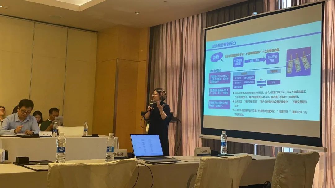 提质增效,数智未来丨2023(第十一届)中小银行发展高峰论坛在武汉盛大召开! 金智东博郭鉴旻董事长进行了主旨演讲(图8)