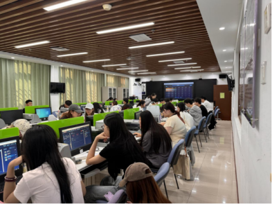 金智东博教育科技携手北京财贸职业学院，共筑金融实践教育新篇章(图2)